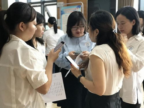 传统文化聚人心，为老服务享生活 ——电子科大公益小组“筑梦社区”市场营销策划